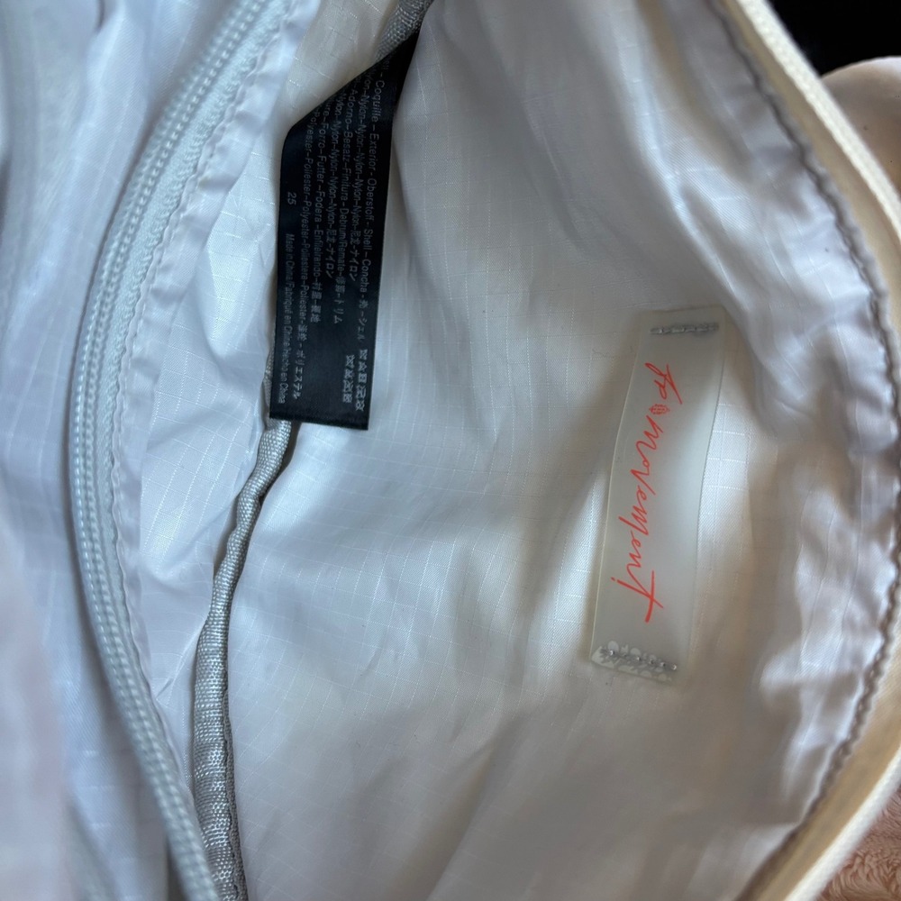 FP Movement Free People Hudson Sling Bag Cream Black Nylon Crossbody Belt Bag - Picture 4 of 5